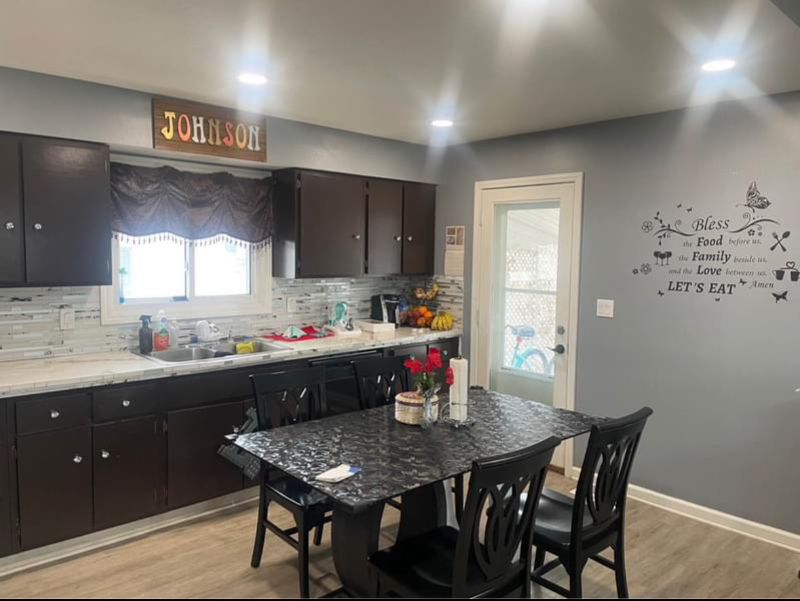 3500 N 10th St - Photo 2 of 16