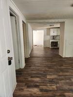 featured image of 715 White Oak Ln