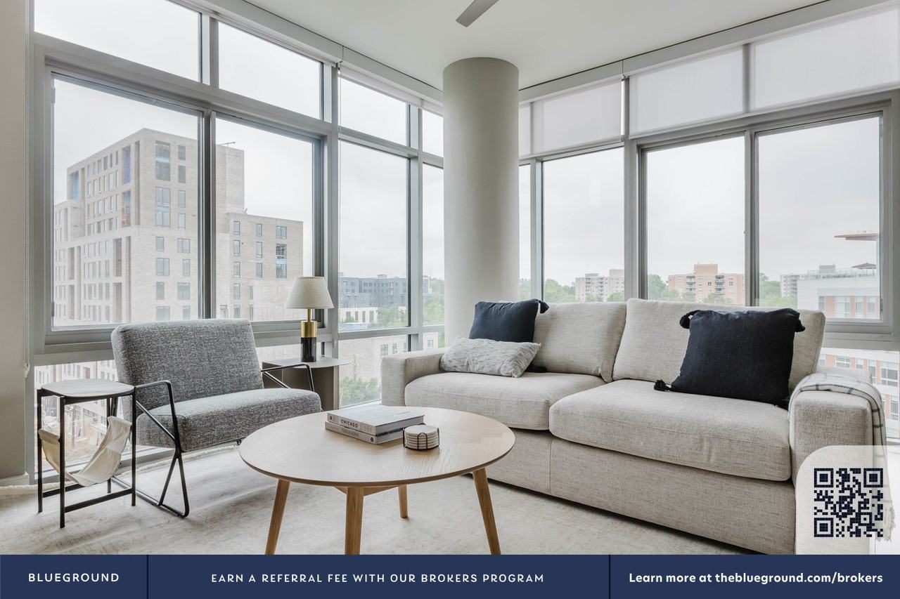 4800 Auburn Avenue - Photo 5 of 50