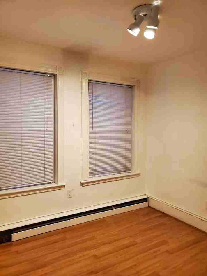94 Calumet St #1 - Photo 4 of 14