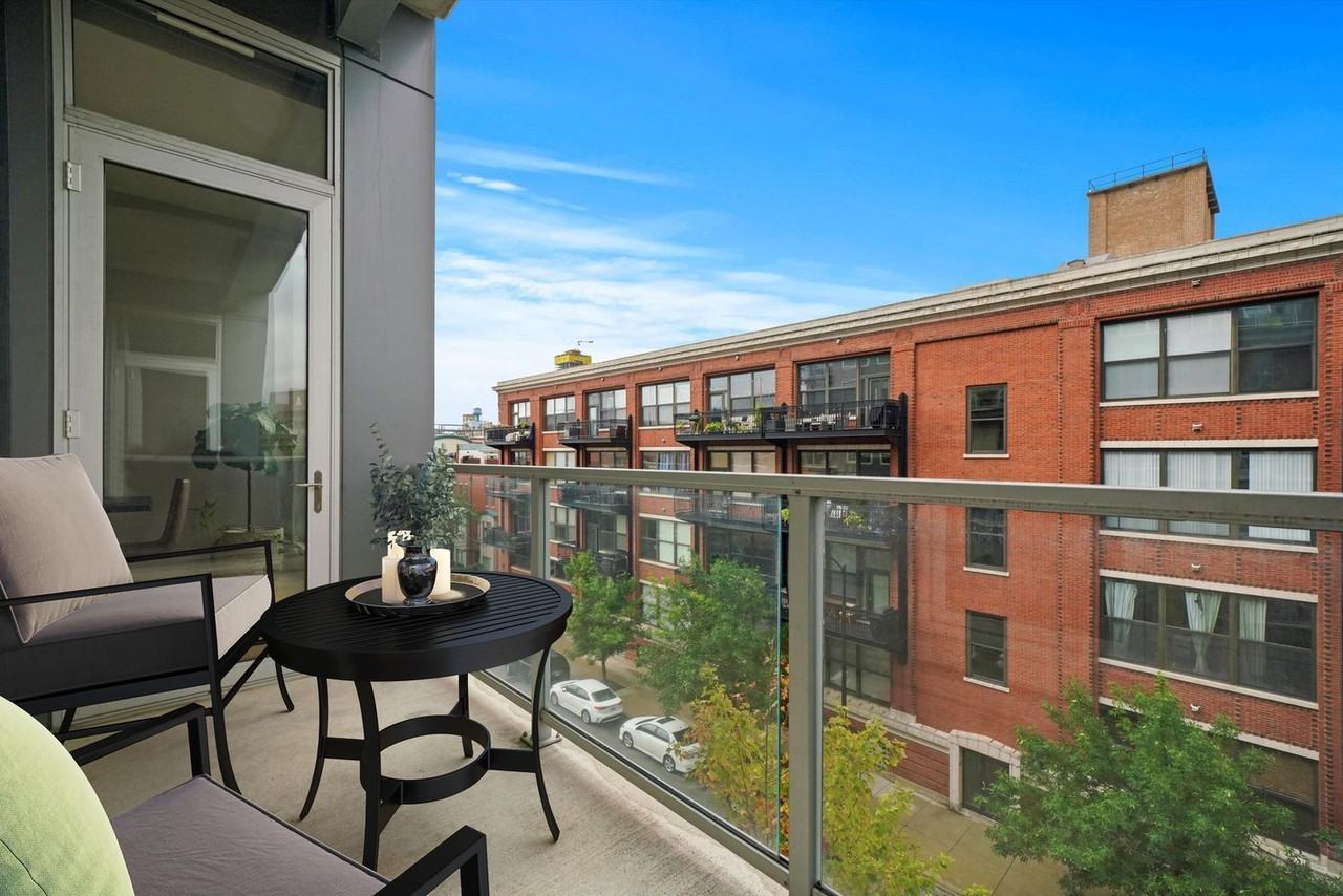 128 S Aberdeen St #4S - Photo 3 of 28