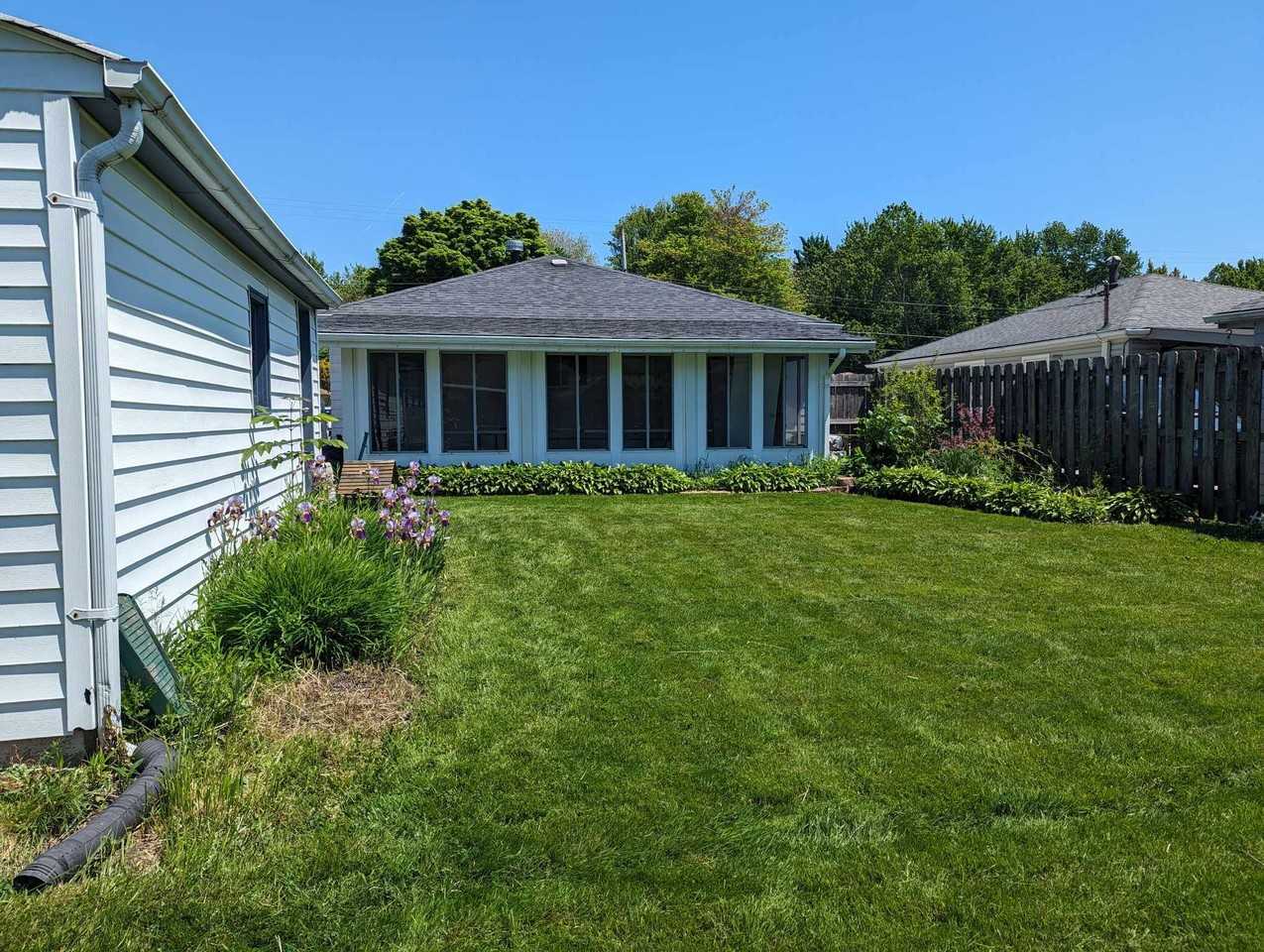 4774 Willowbrook Dr #NA - Photo 3 of 14
