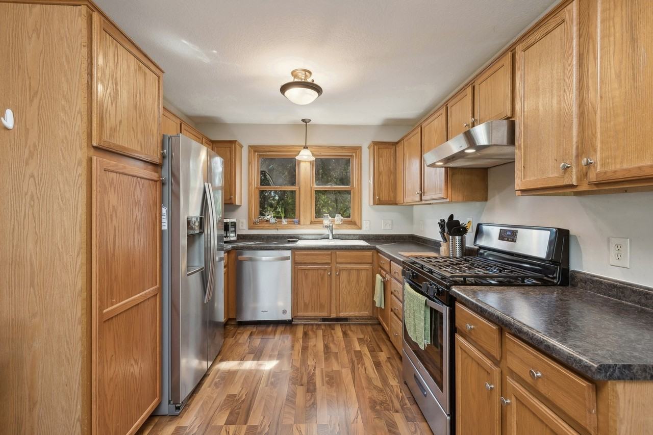 251 George St W #251 - Photo 3 of 18