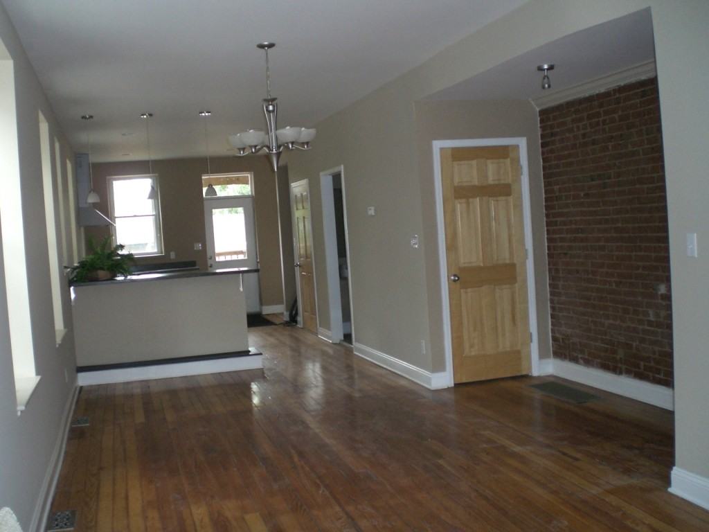 2600 Minnesota Ave - Photo 2 of 7