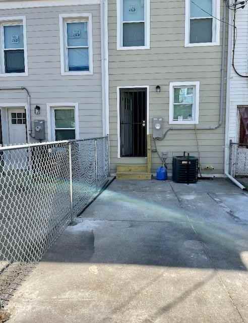 230 N Rose St #NA - Photo 2 of 14