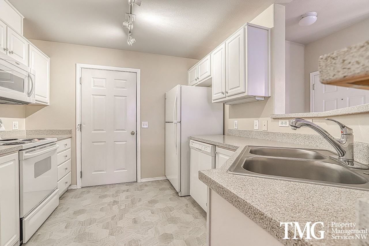 16265 Sw Audubon St #101 - Photo 4 of 27