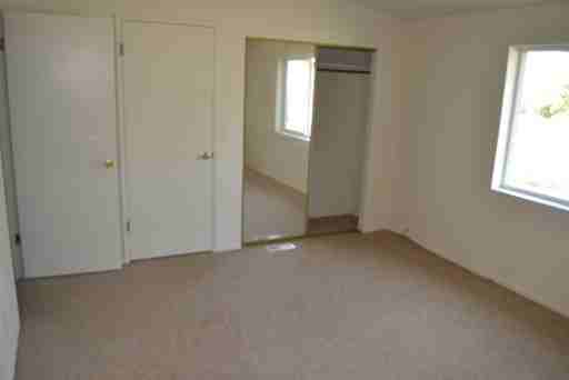 6723 Byrnes Rd - Photo 3 of 7