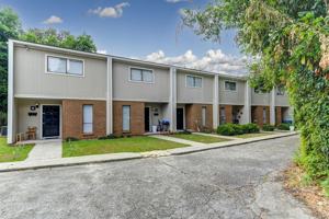 featured image of 828 Suber St