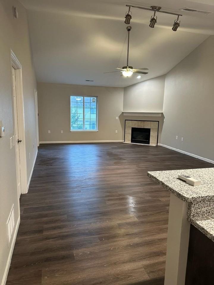 Muirfield Ridge Apartments - Photo 3 of 26