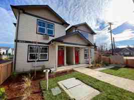 featured image of 1023 Coburg Rd