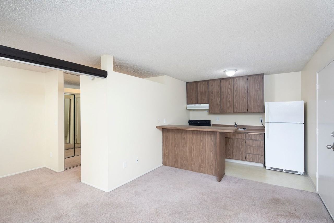 4841 Parks Ave - Photo 6 of 10