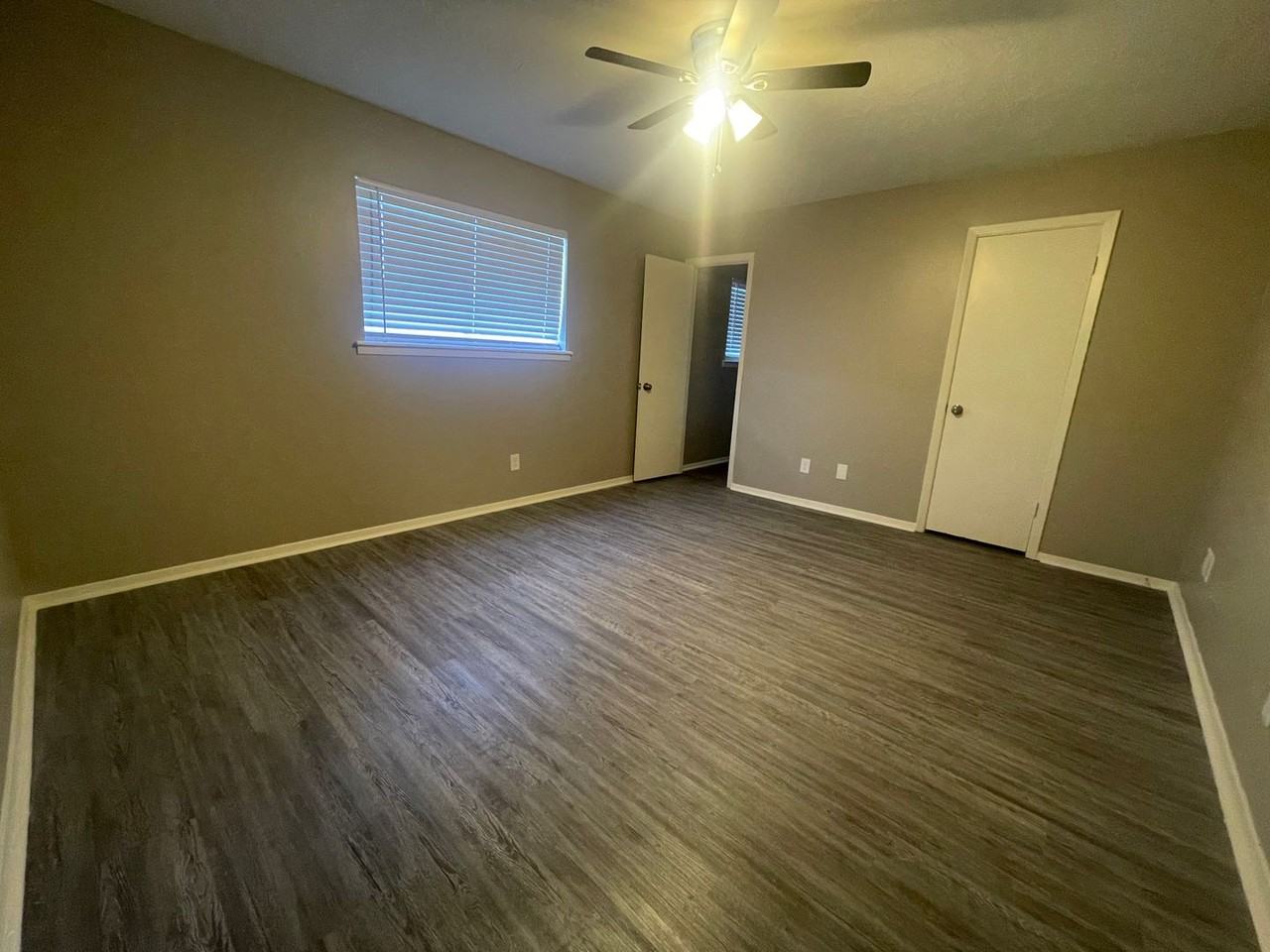 1321 Carnegie Dr - Photo 3 of 18