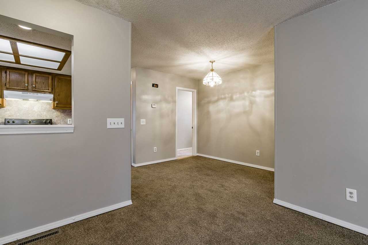 1051 E Scott St - Photo 3 of 13