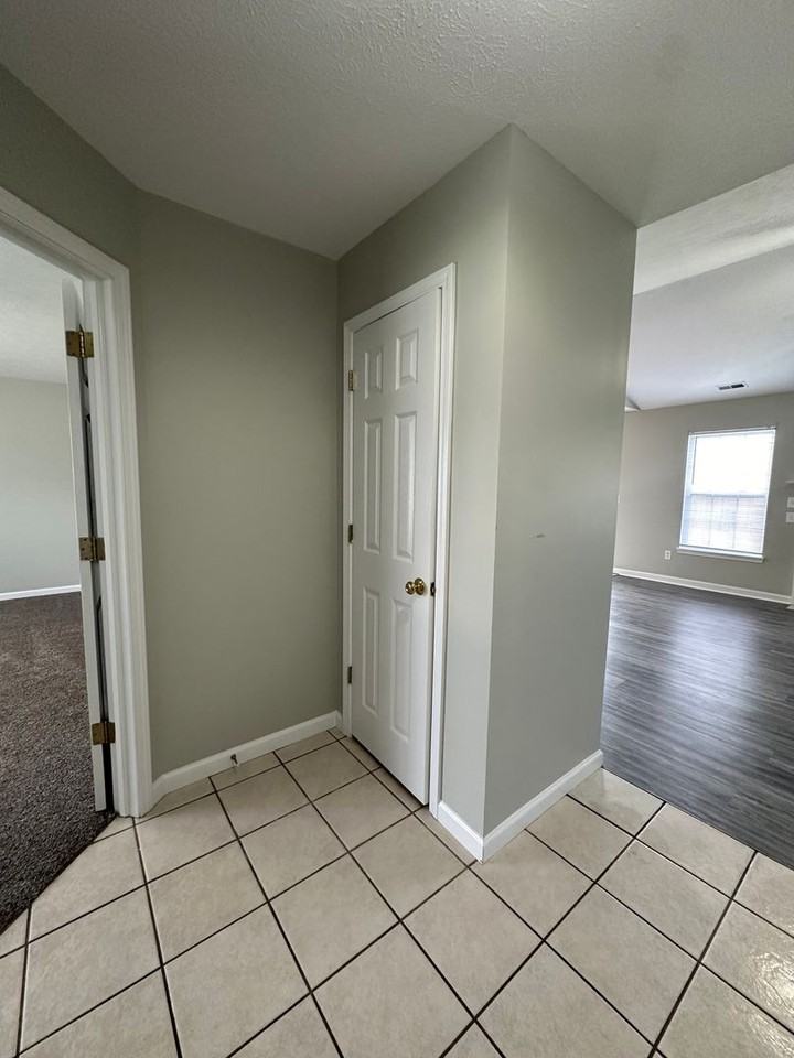 3749 Ellison Dr - Photo 5 of 12