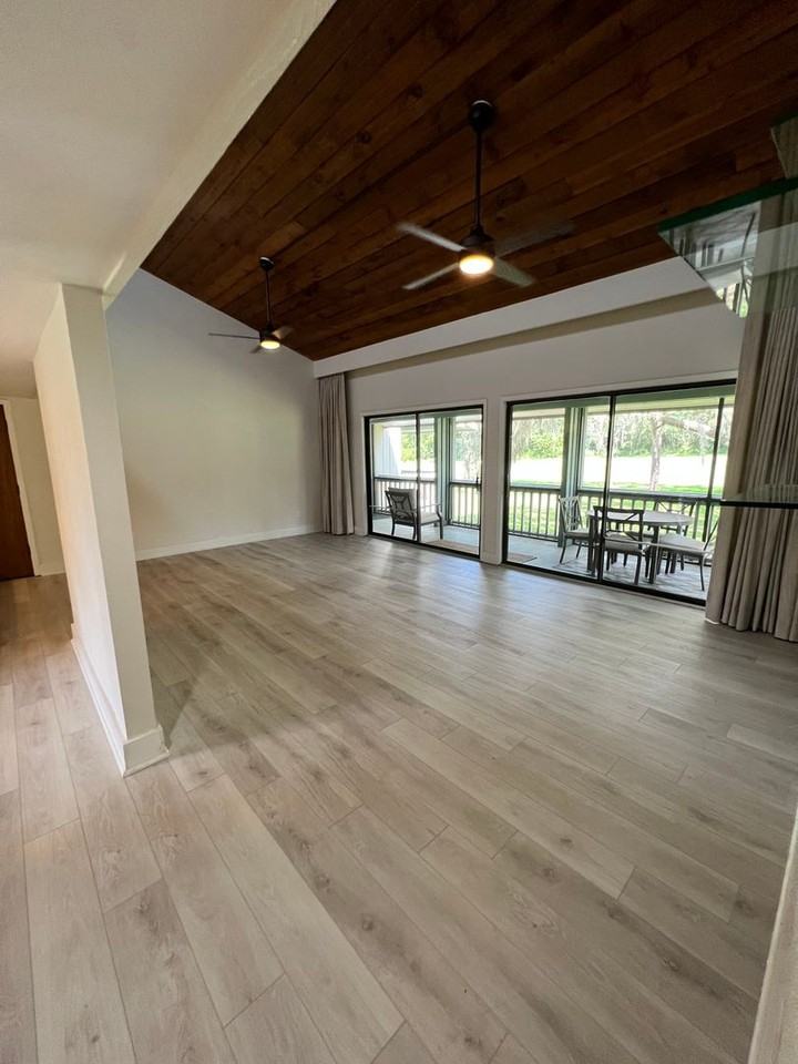 4038 Abbey Ct - Photo 2 of 10