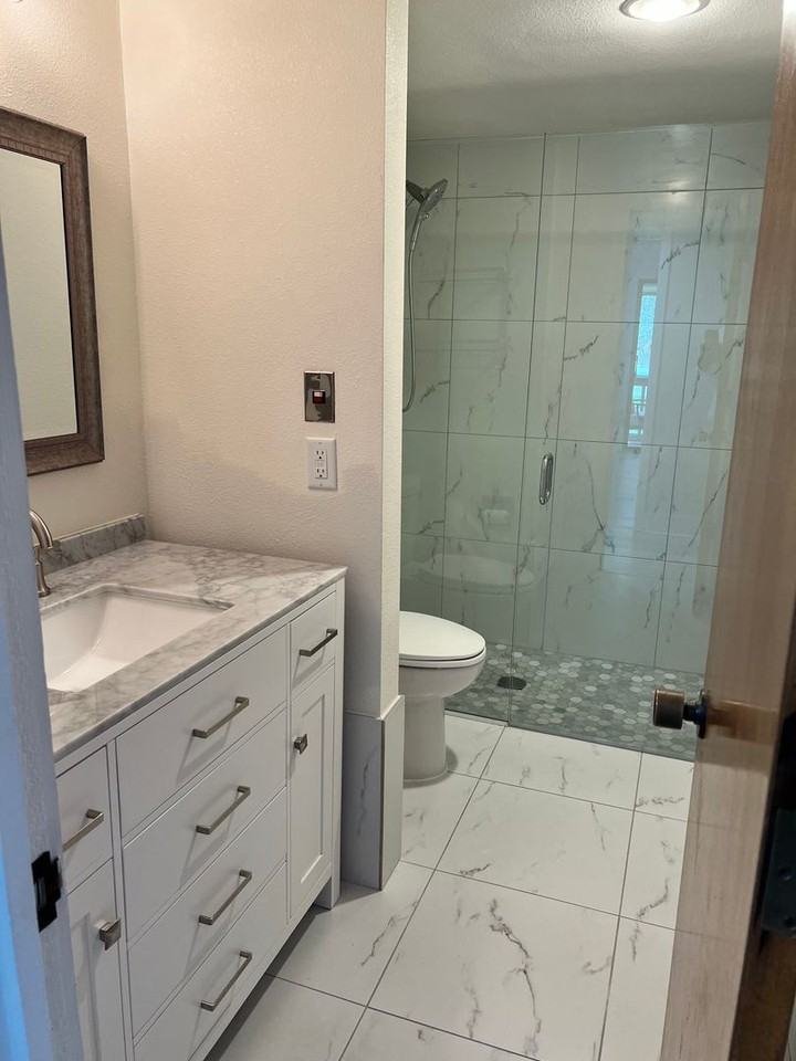 4038 Abbey Ct - Photo 6 of 10