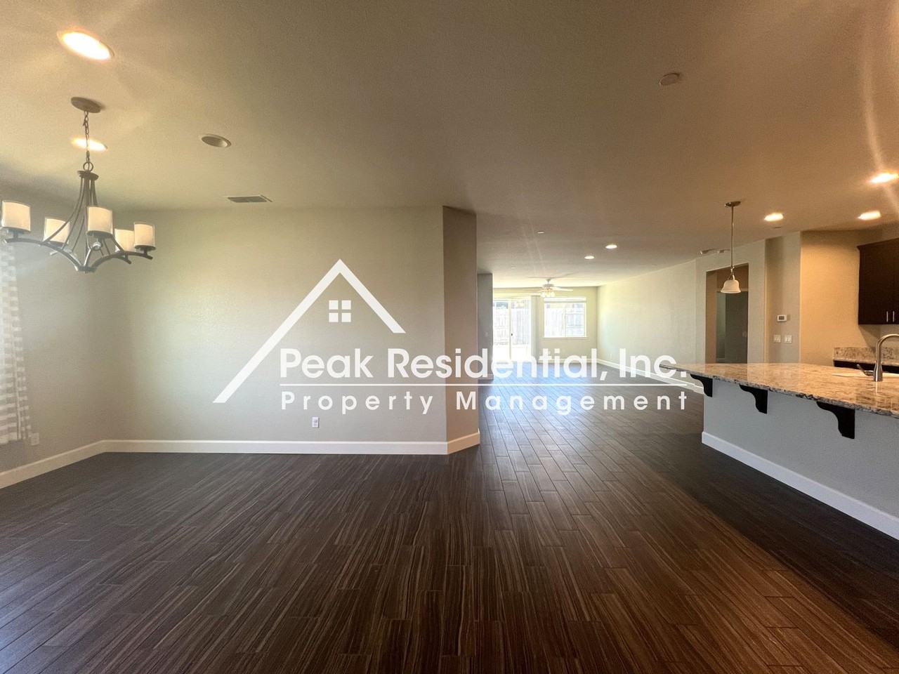 9369 Sierra Creek Dr - Photo 4 of 28