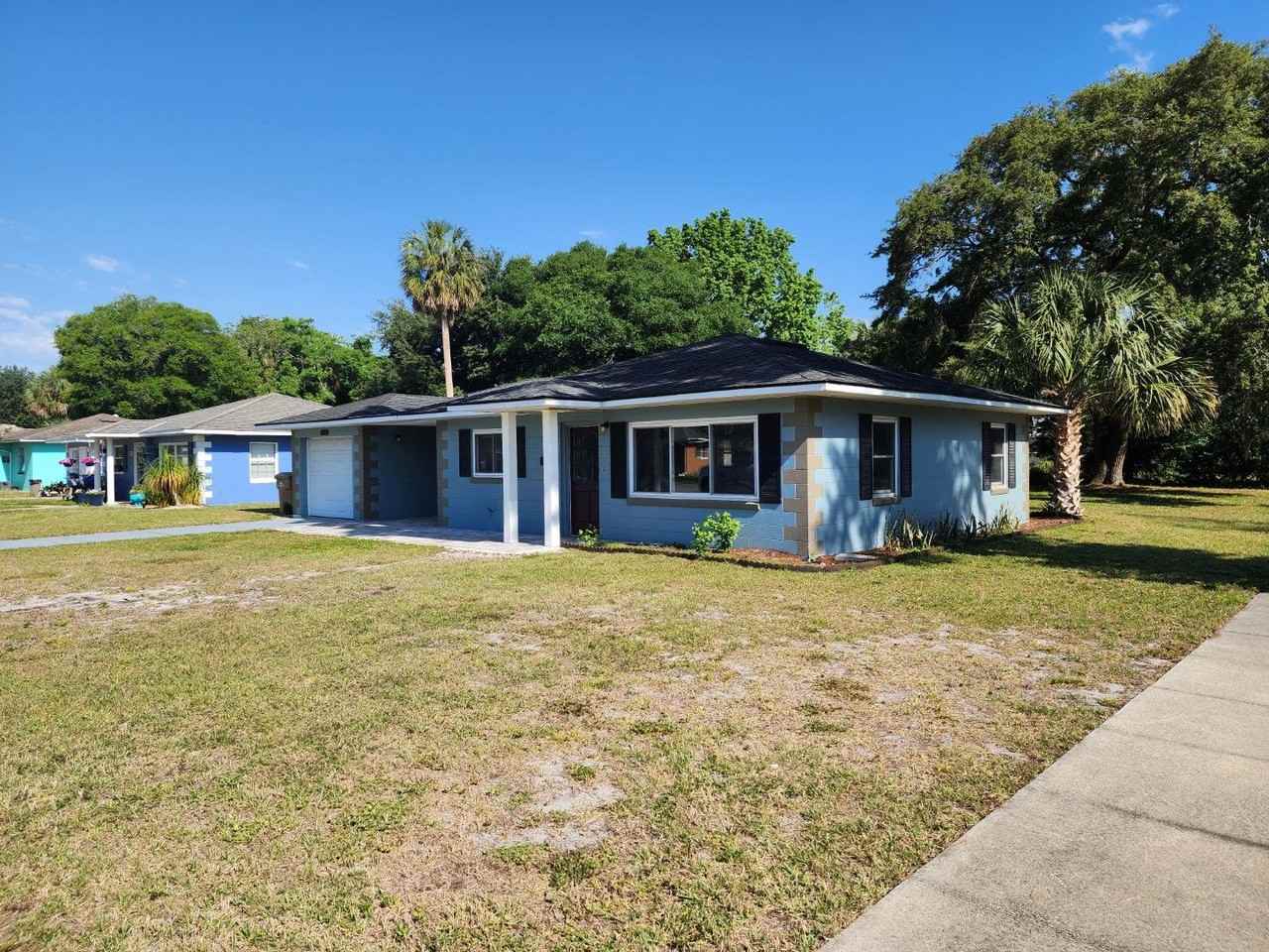 2633 Eastland Rd - Photo 2 of 13