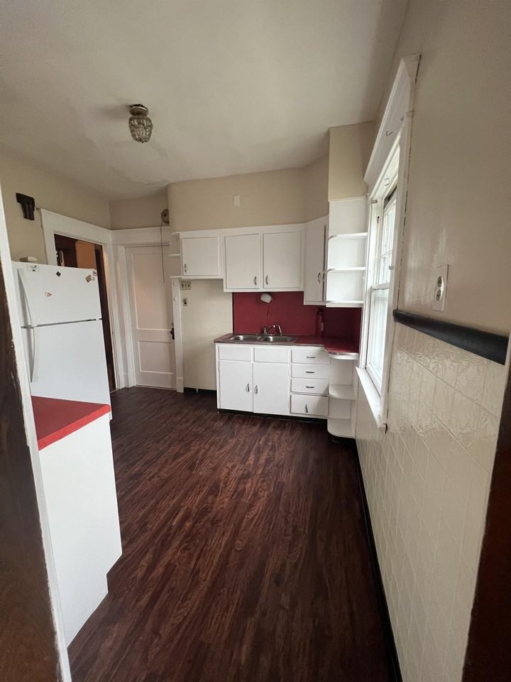 104 Butler Ave #2 - Photo 4 of 21