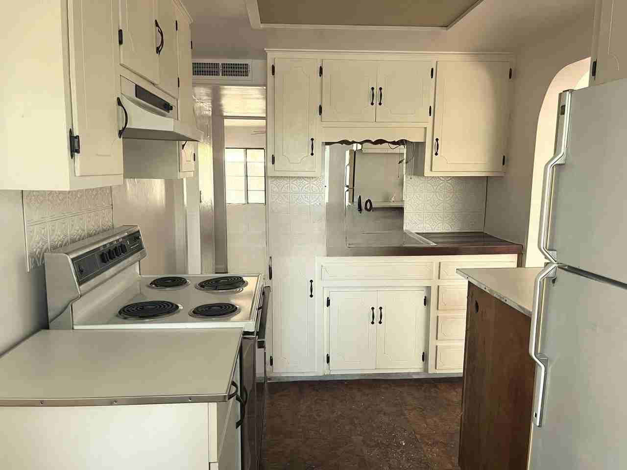 2501 North Orchard Avenue - Photo 3 of 5