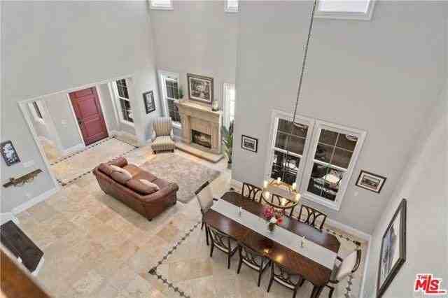 203 Calle Botanico - Photo 3 of 8