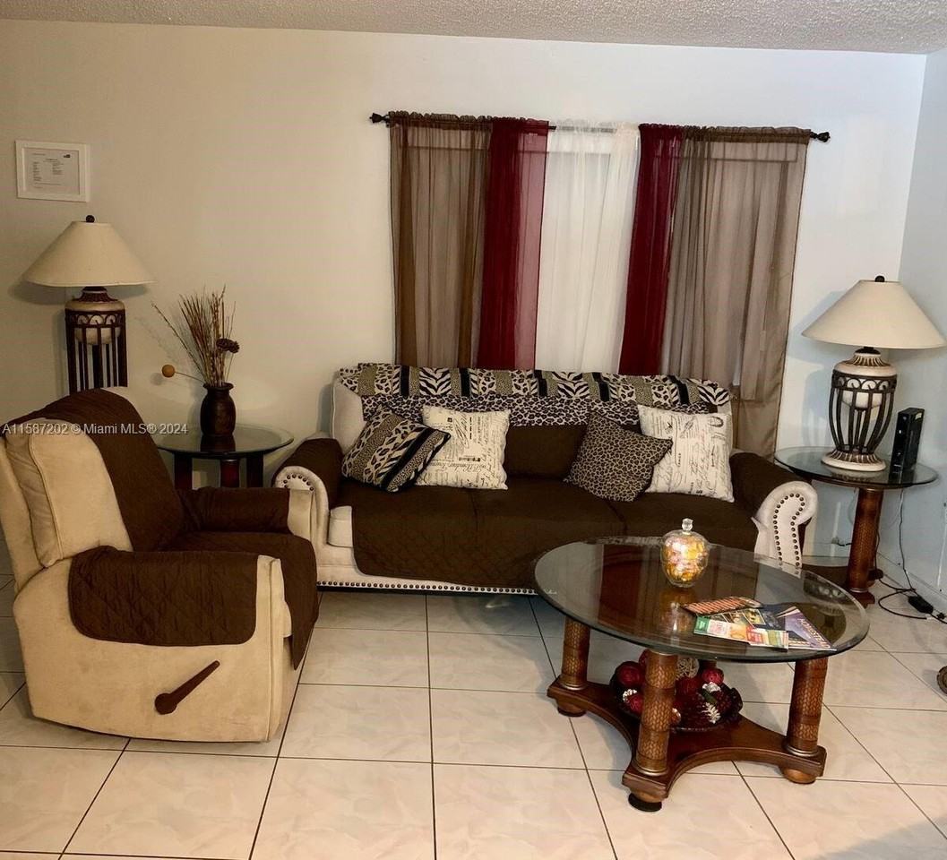 16239 Sw 305th St - Photo 2 of 6