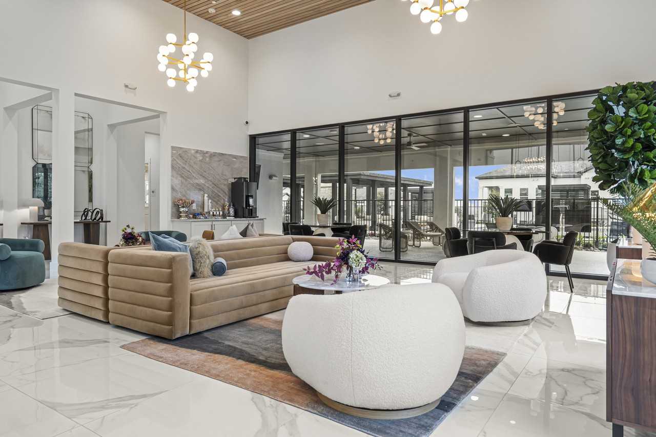 Luxe of Buda - Photo 5 of 50