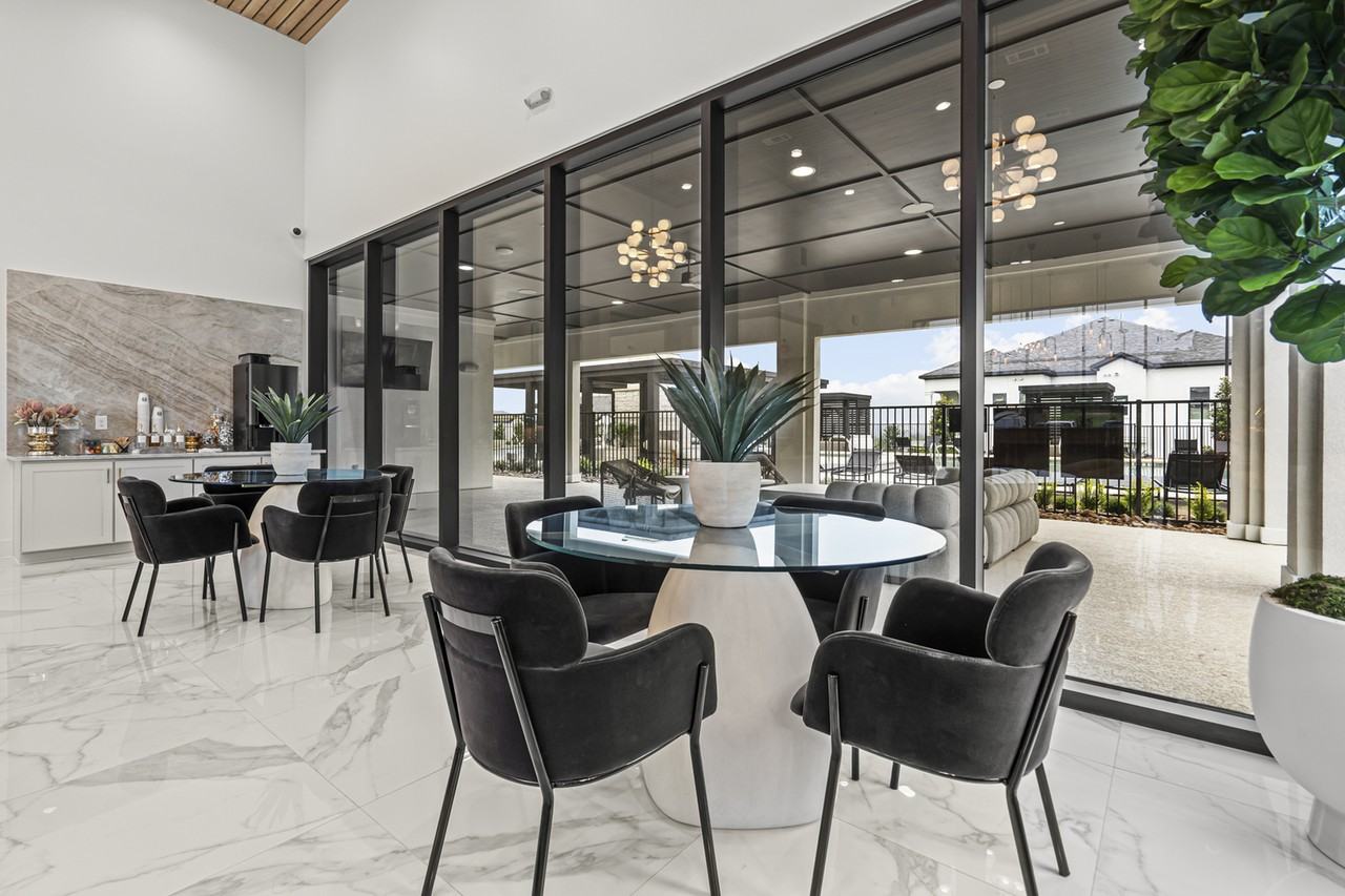 Luxe of Buda - Photo 6 of 50