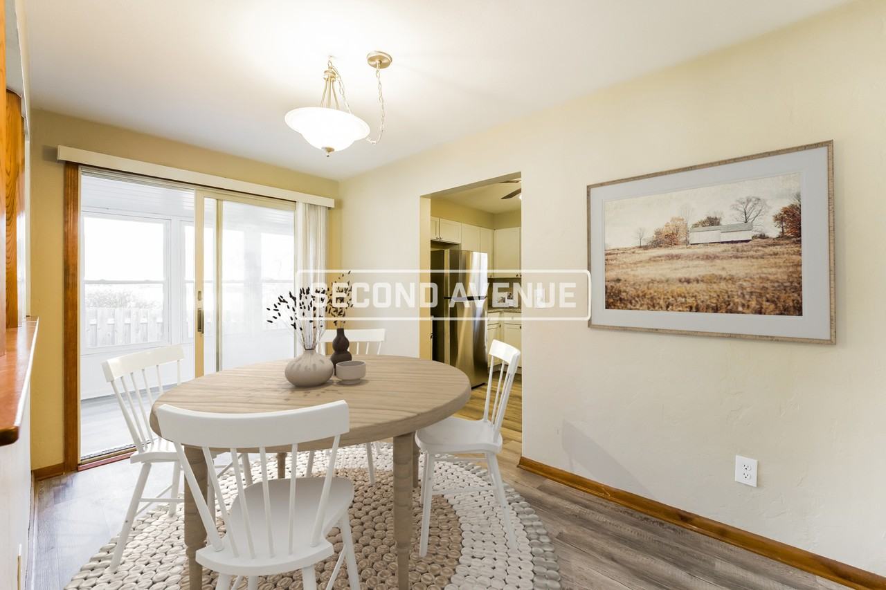 465 Willow Ave - Photo 6 of 24