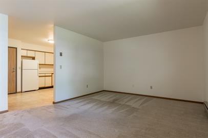 913 Acewood Blvd-103 #103 - Photo 4 of 25