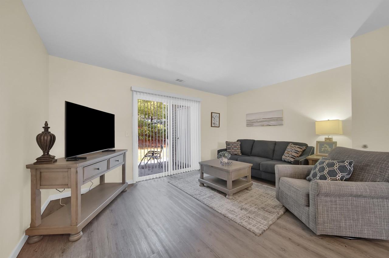 3843 Vale Dr #3843 - Photo 6 of 50