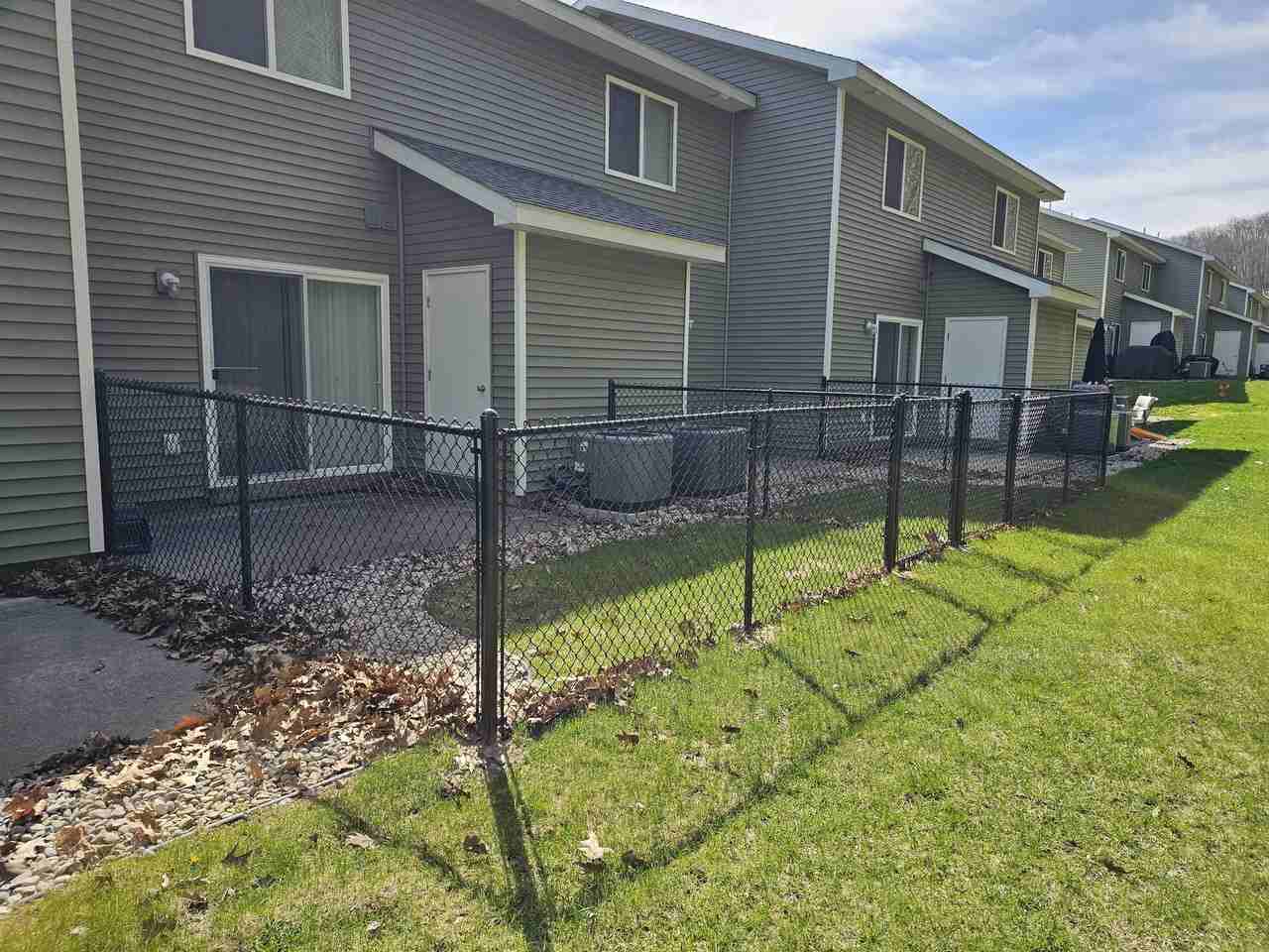 3909 Vale Dr #3909 - Photo 2 of 38