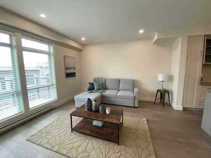 624 Manchester Rd - Photo 2 of 10