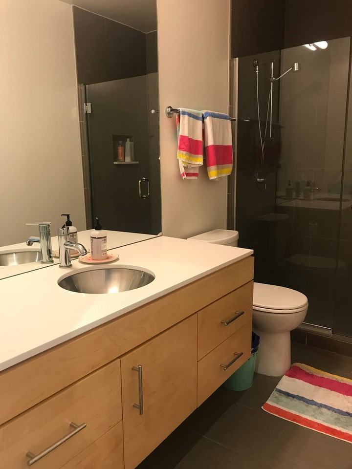 1201 N Francis Ave - Photo 2 of 19