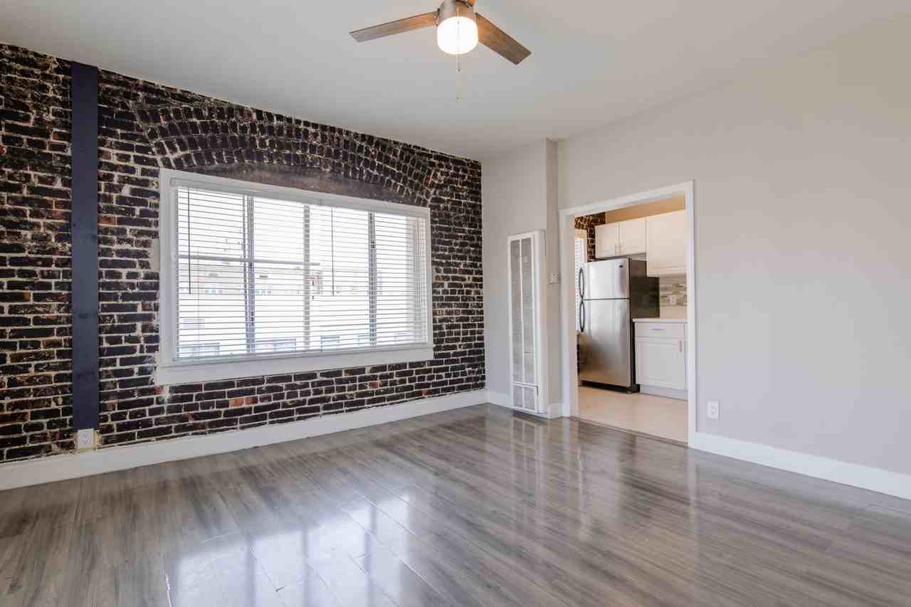 8th Street Apartments | Gorgeous Newly Remodeled One Bedroom and Studios - Photo 2 of 24