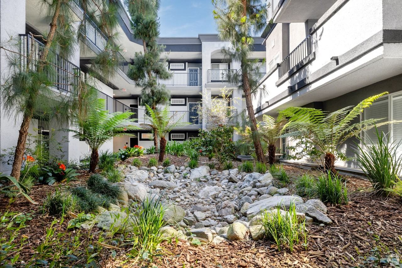 2820 Sawtelle Blvd - Photo 7 of 37