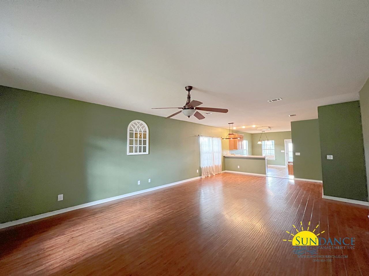 109 Kyle Ln - Photo 3 of 27