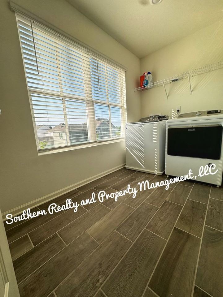 3264 Meriwether Dr - Photo 5 of 12