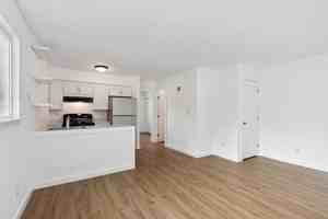 featured image of 1704 Howell St