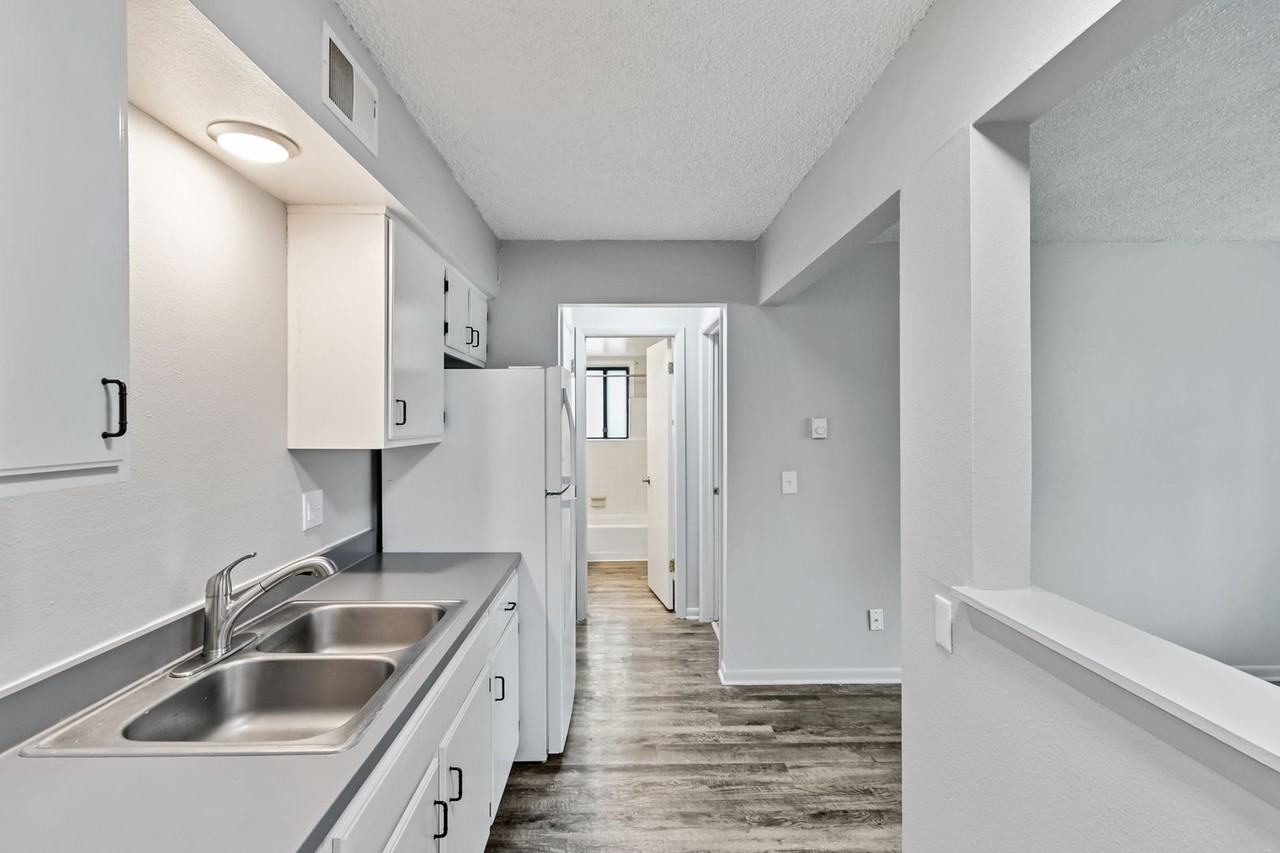 Legend Woods (GL62 LLC) - Photo 4 of 13