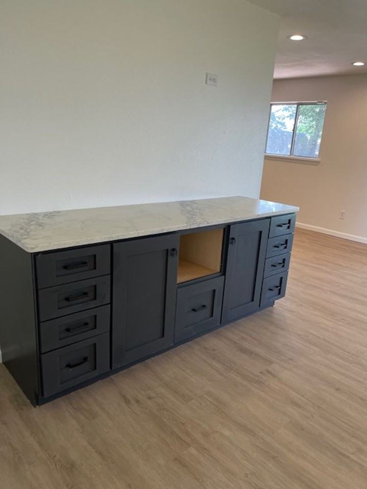 2735 Ardis Dr - Photo 7 of 19