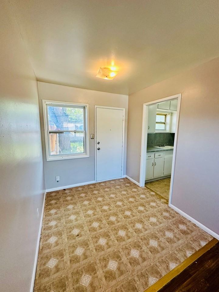 2805 Duncan Drive - Photo 2 of 12