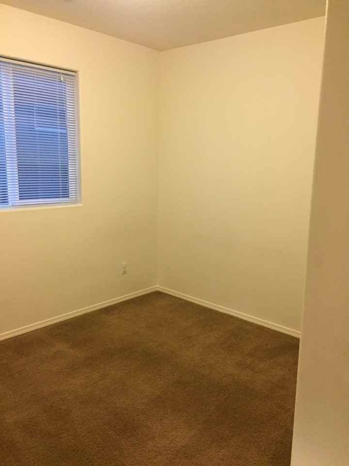 1153 Sw Carver St - Photo 2 of 15