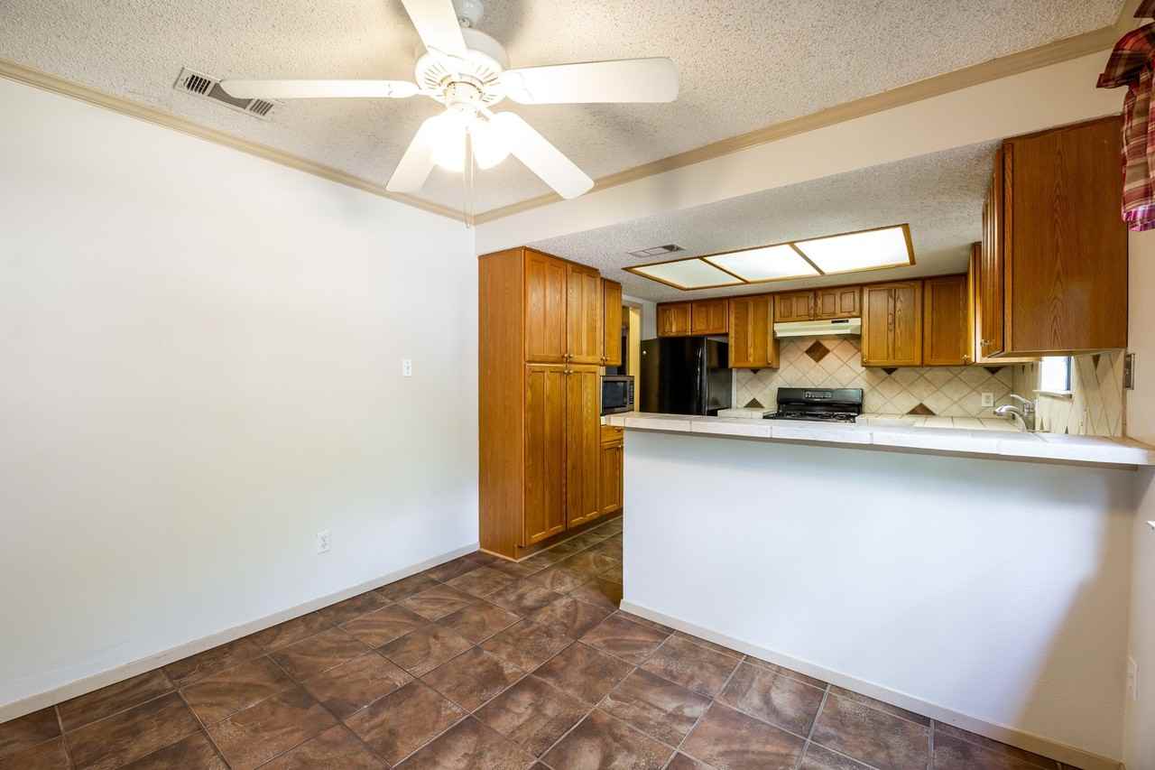 1006 Silbury Dr - Photo 4 of 19
