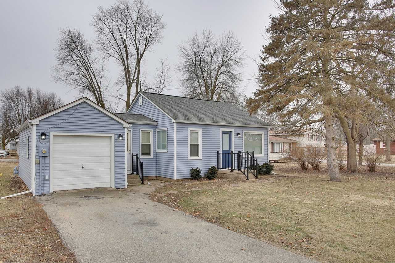 201 W Reynolds St - Photo 3 of 22