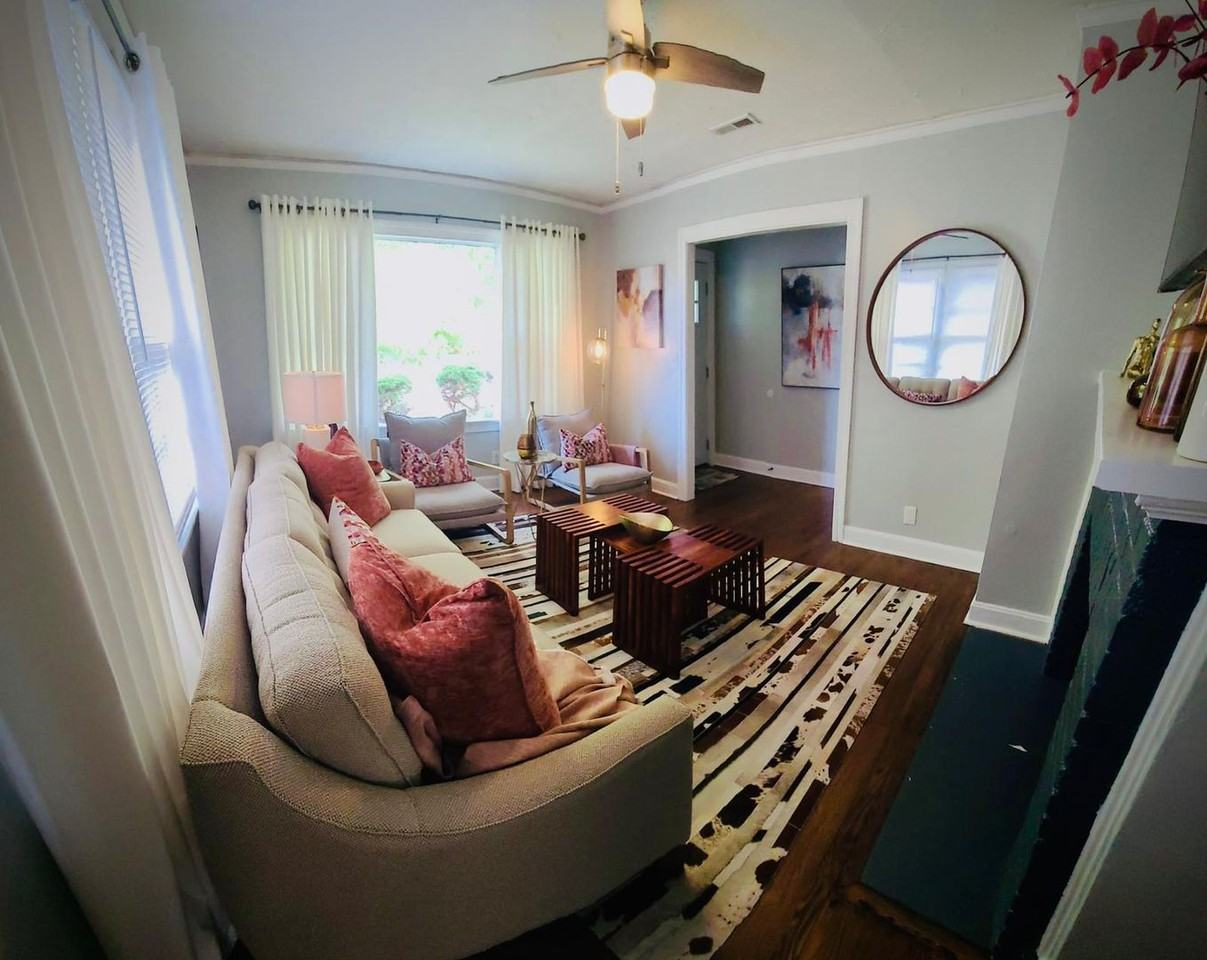 105 Carter St - Photo 3 of 18