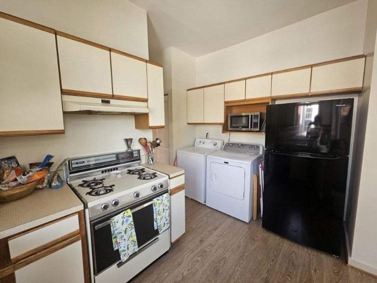 2115 Park Ave - Photo 3 of 7