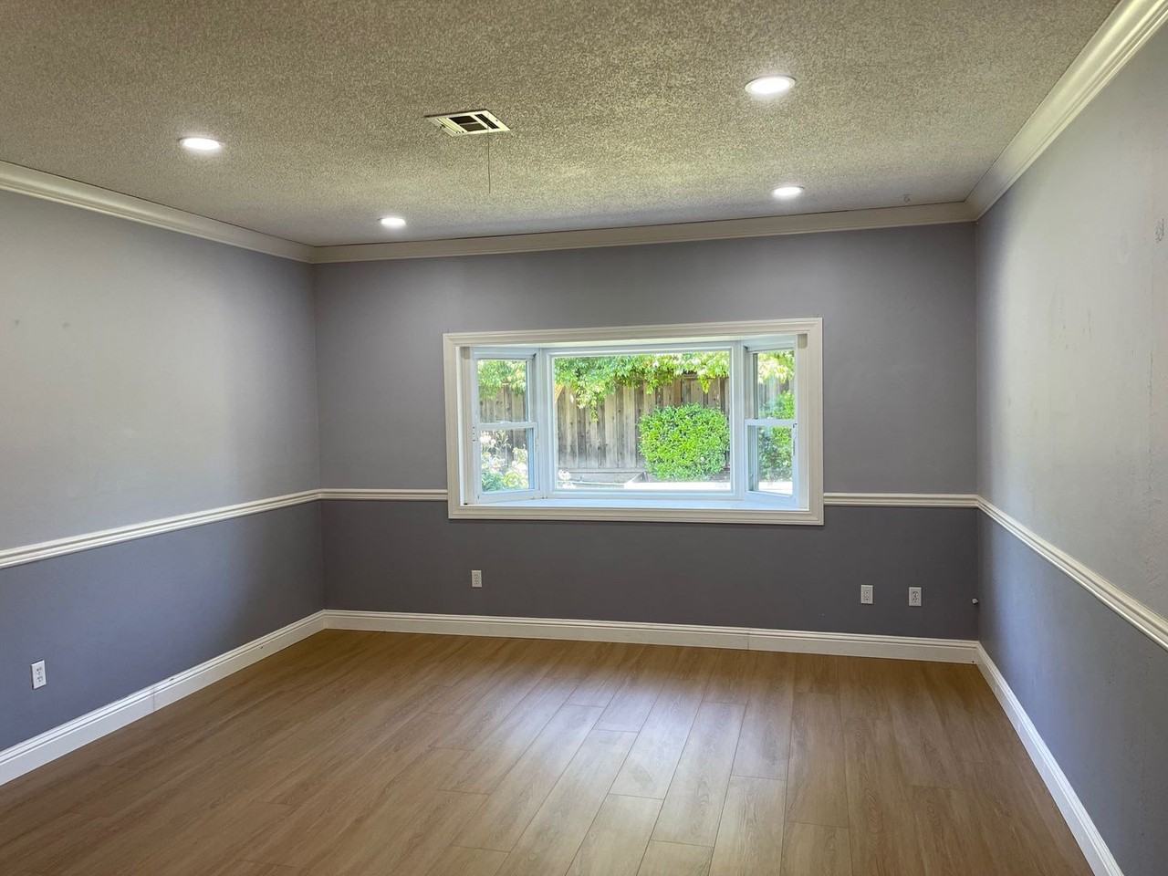 4821 Yellowstone Park Dr - Photo 3 of 16