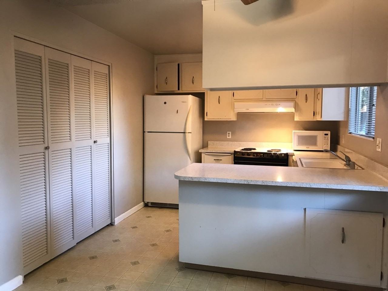 2152 Bella Casa St - Photo 2 of 13