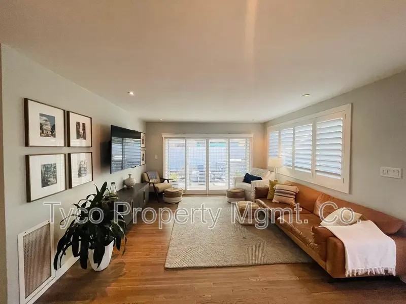 392 Bonito Ave - Photo 5 of 25